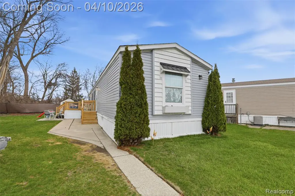 1261 Christine Terrace Ter