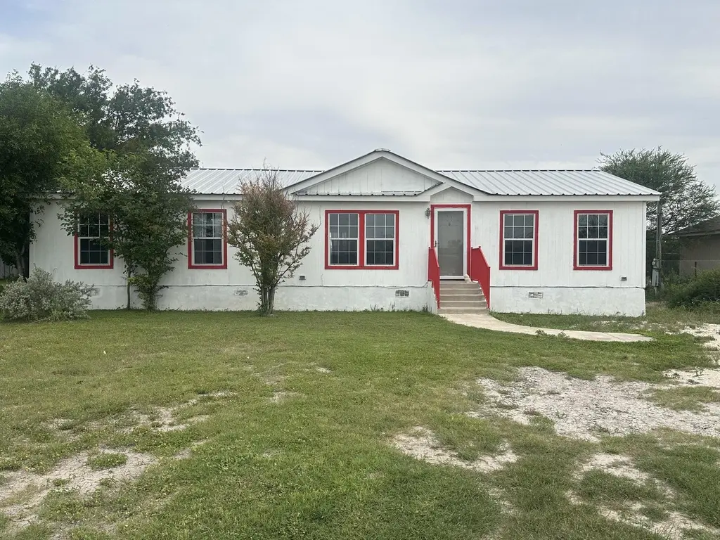 233 West Dr