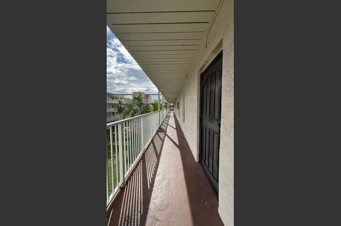 2800 NW 56th Ave Unit B306
