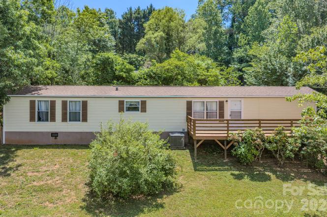 12 Sweet Birch Dr