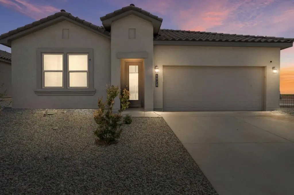 1928 Tesoro Loop NW