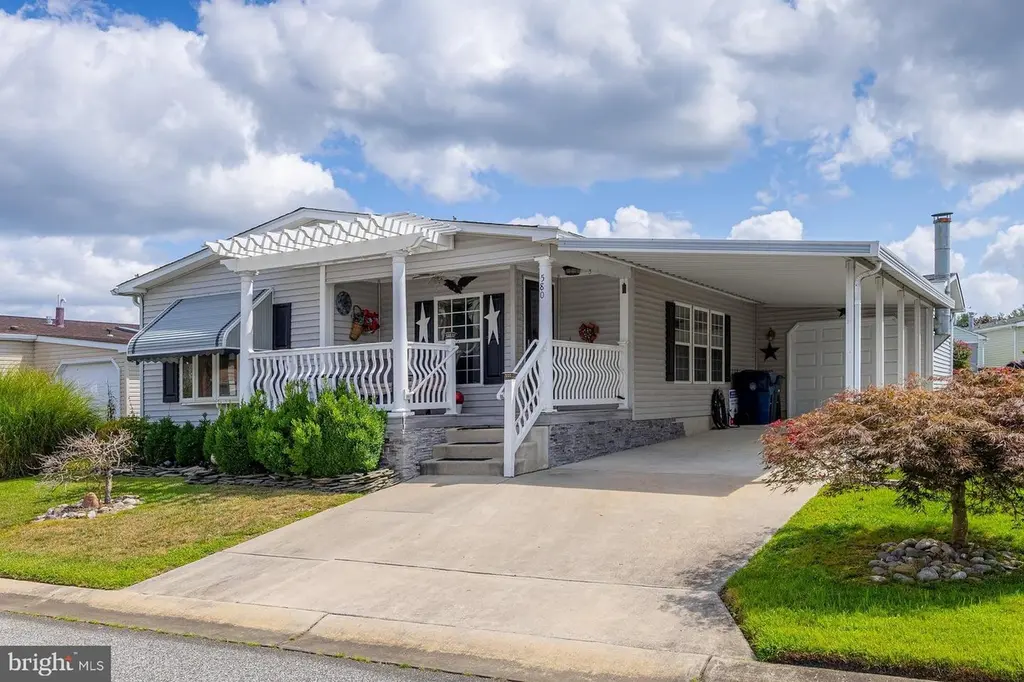 580 Edgemont Dr