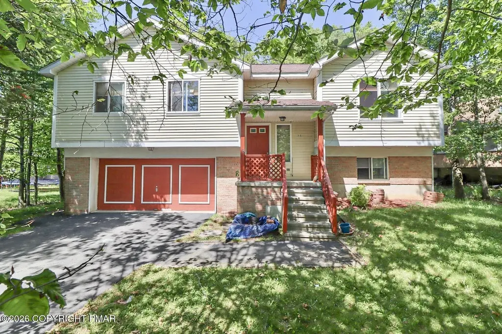 3145 Carobeth Dr