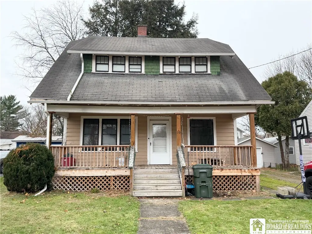 19 Hammond St