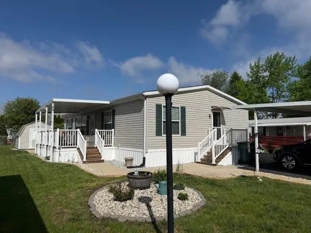 24 Dogwood Dr