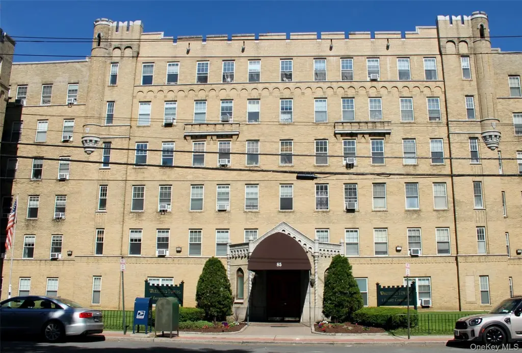 85 Bronx River Rd Unit 2K