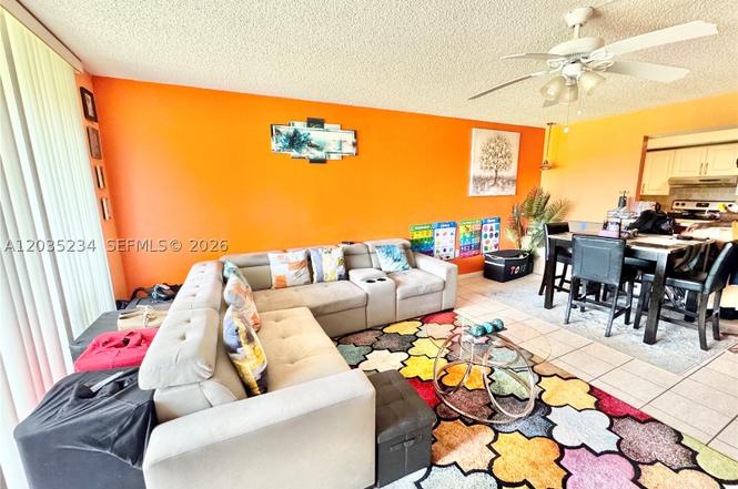 5570 NW 44th St Unit 408A