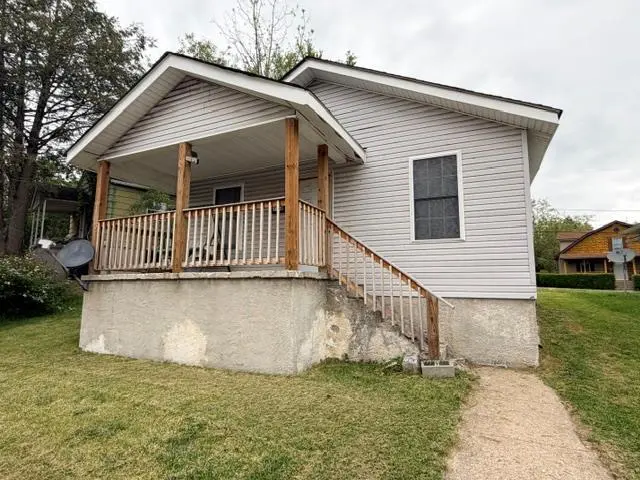 773 S Fayette St