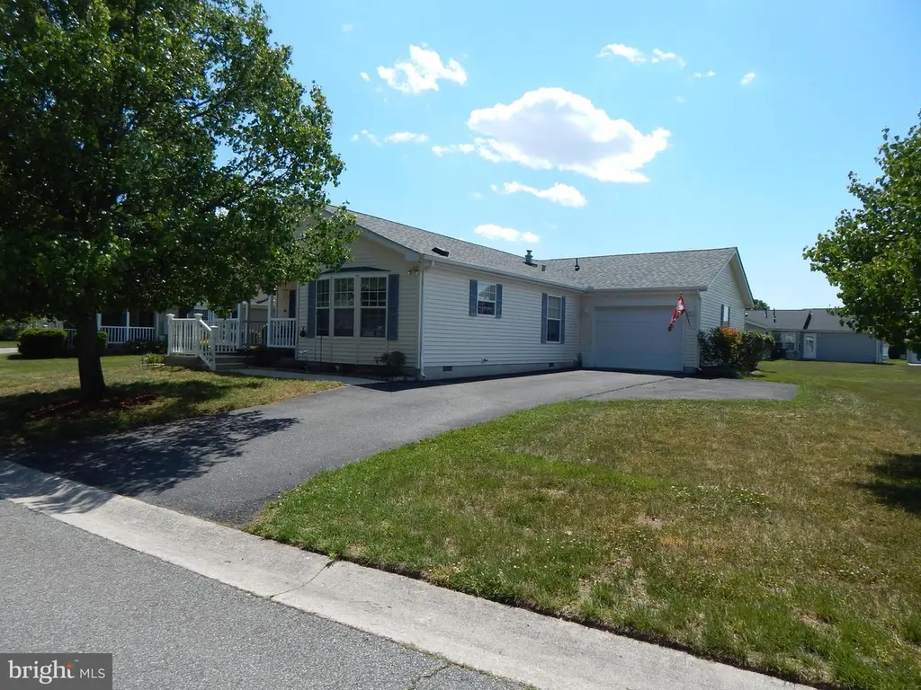 537 Weaver Dr #537
