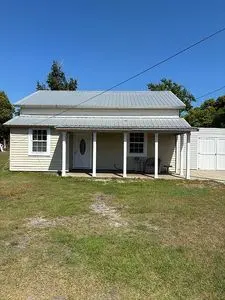 1604 Calhoun Ave