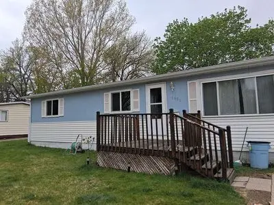 1119 University Dr