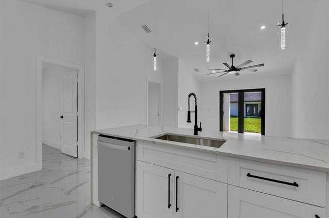 329/331 Grant Blvd