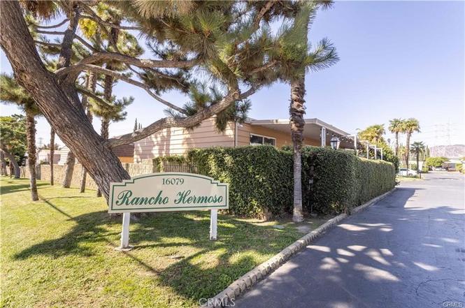 16079 Yarnell St Unit C15