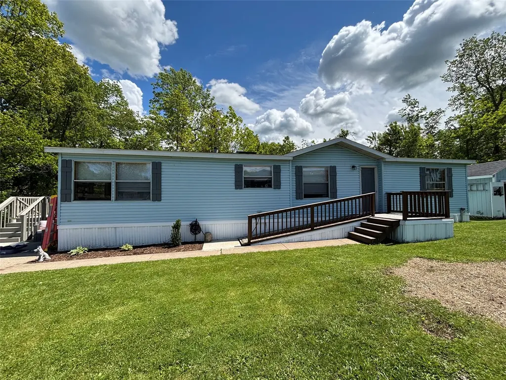 1804 Green View Dr