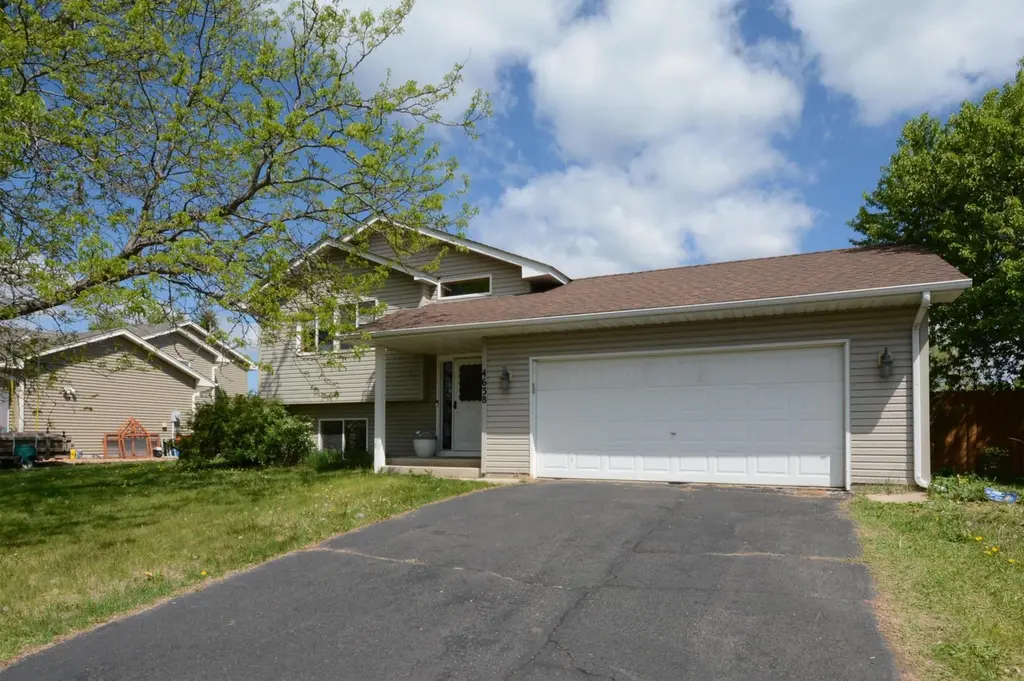 4638 Pondview Cir