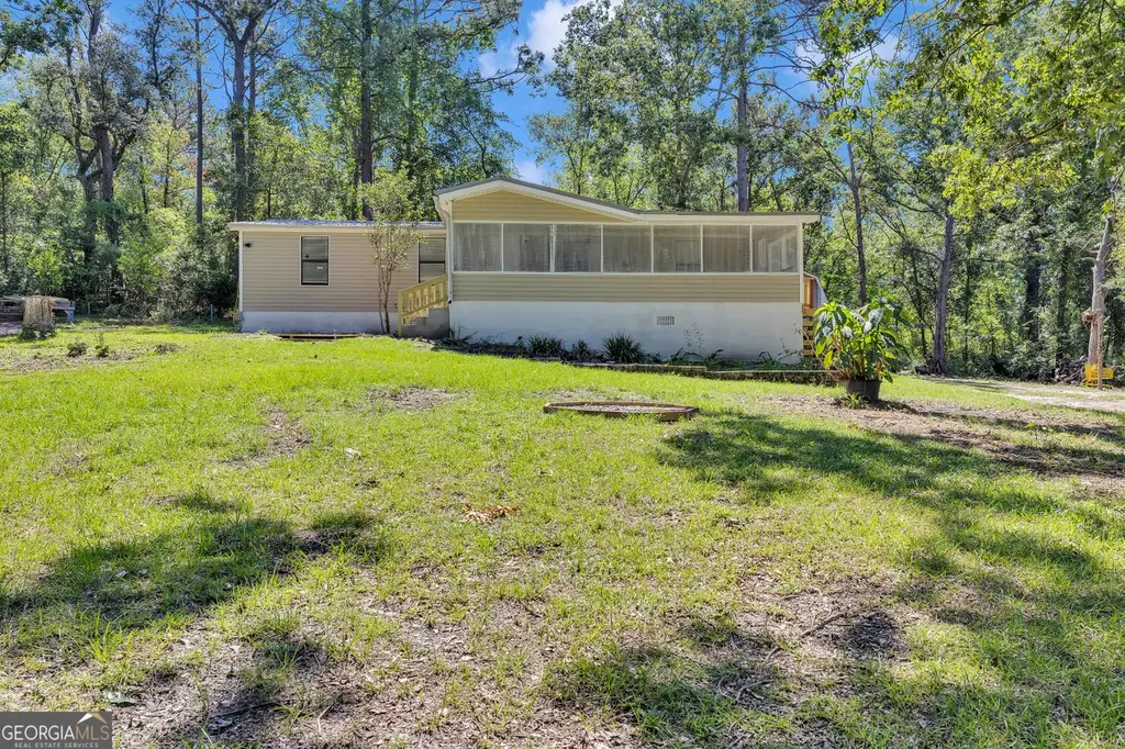 5018 Banksly Cir