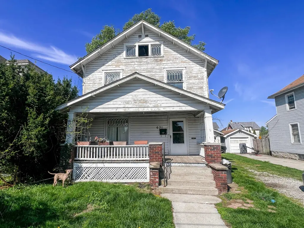 631 Girard Ave