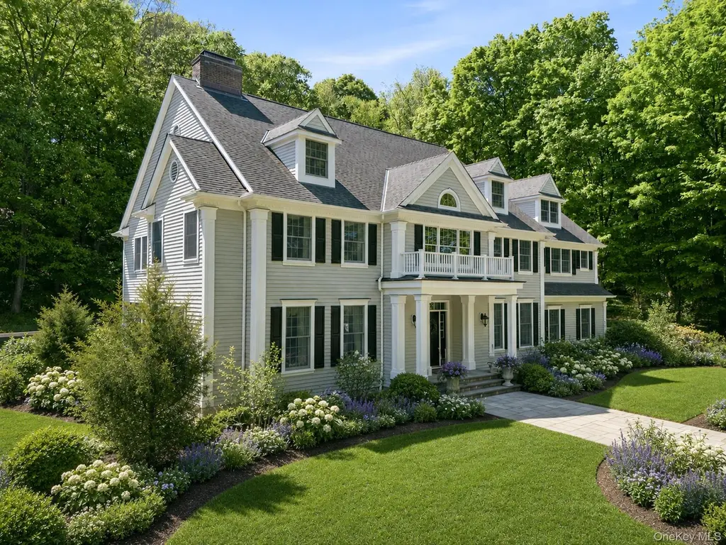 77 Old Stone Hill Rd