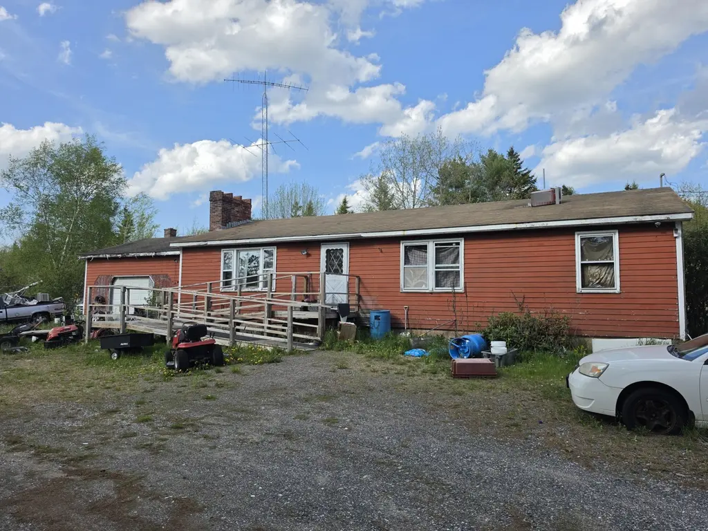 498 Old County Rd
