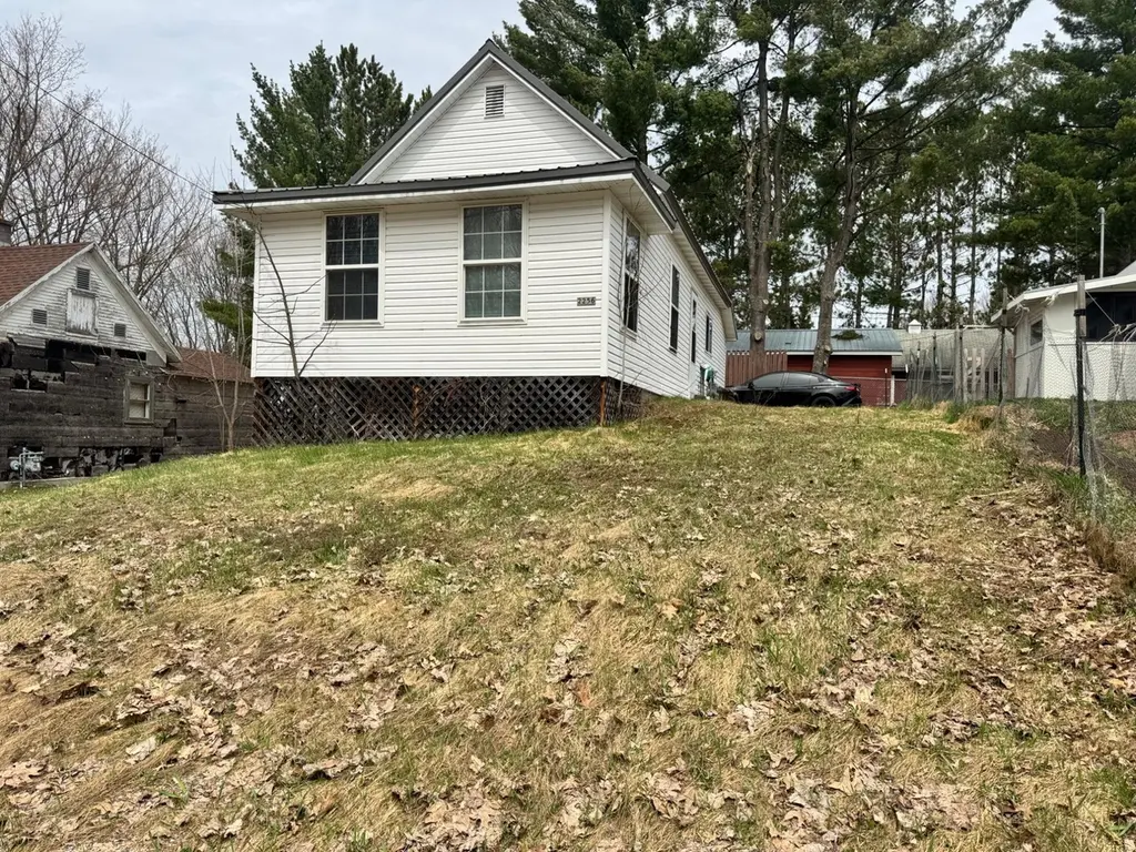 2256 Hill Rd