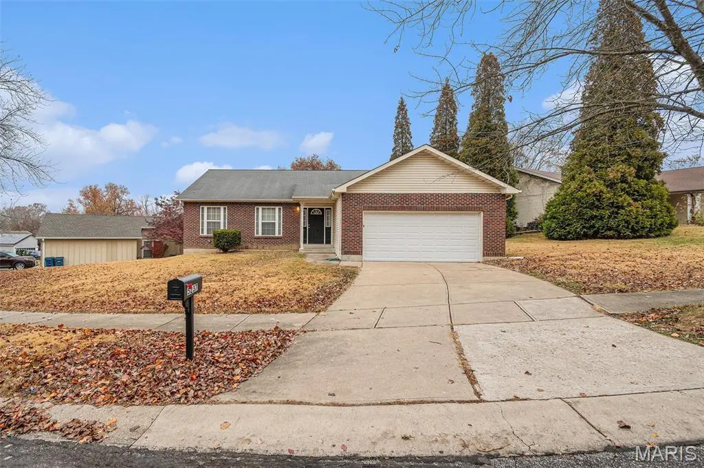 5237 Trailview Dr