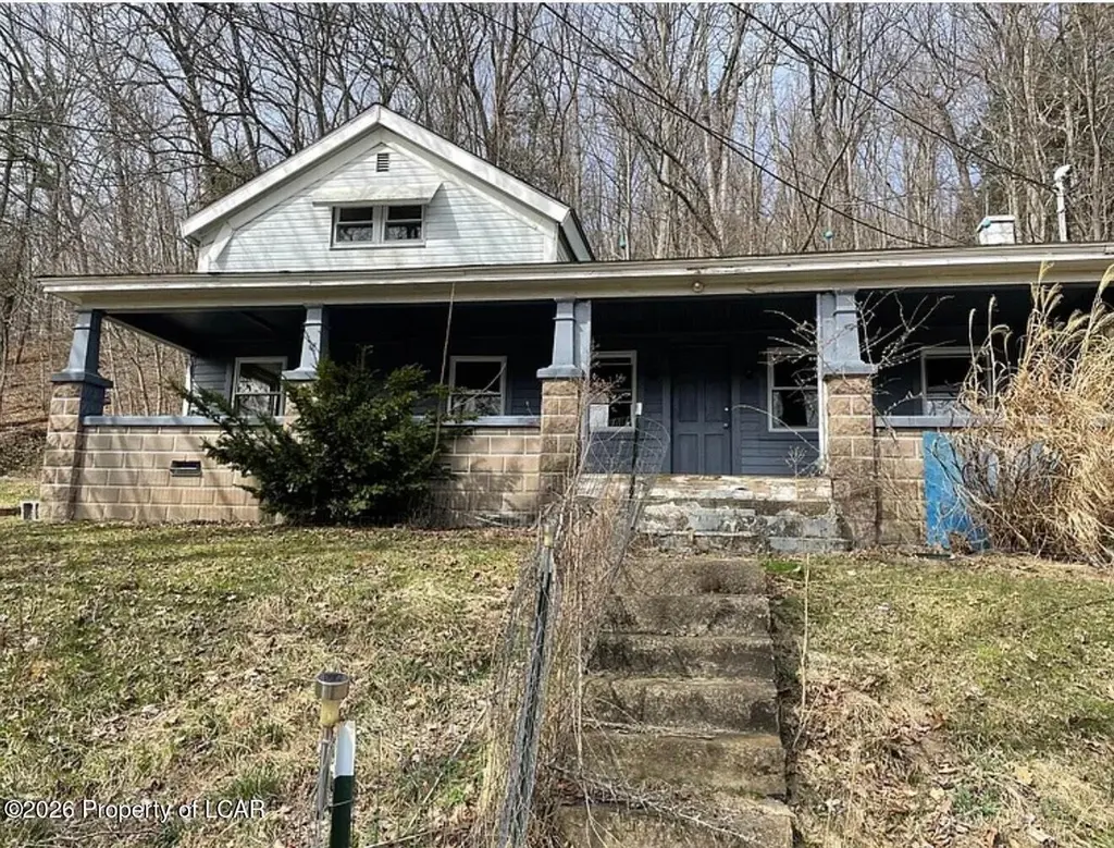 6 Billings Mill Rd