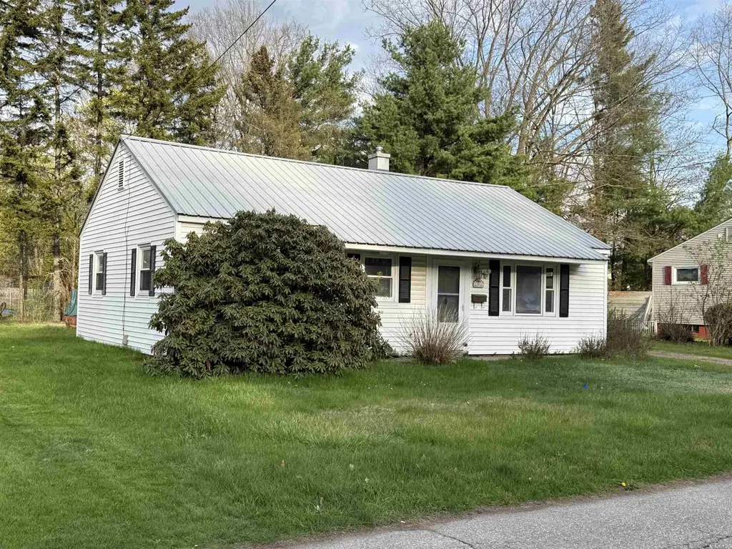 22 Mills Ave