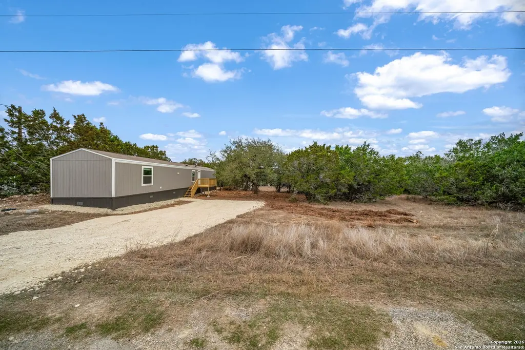 LOT 38 Pr 1510