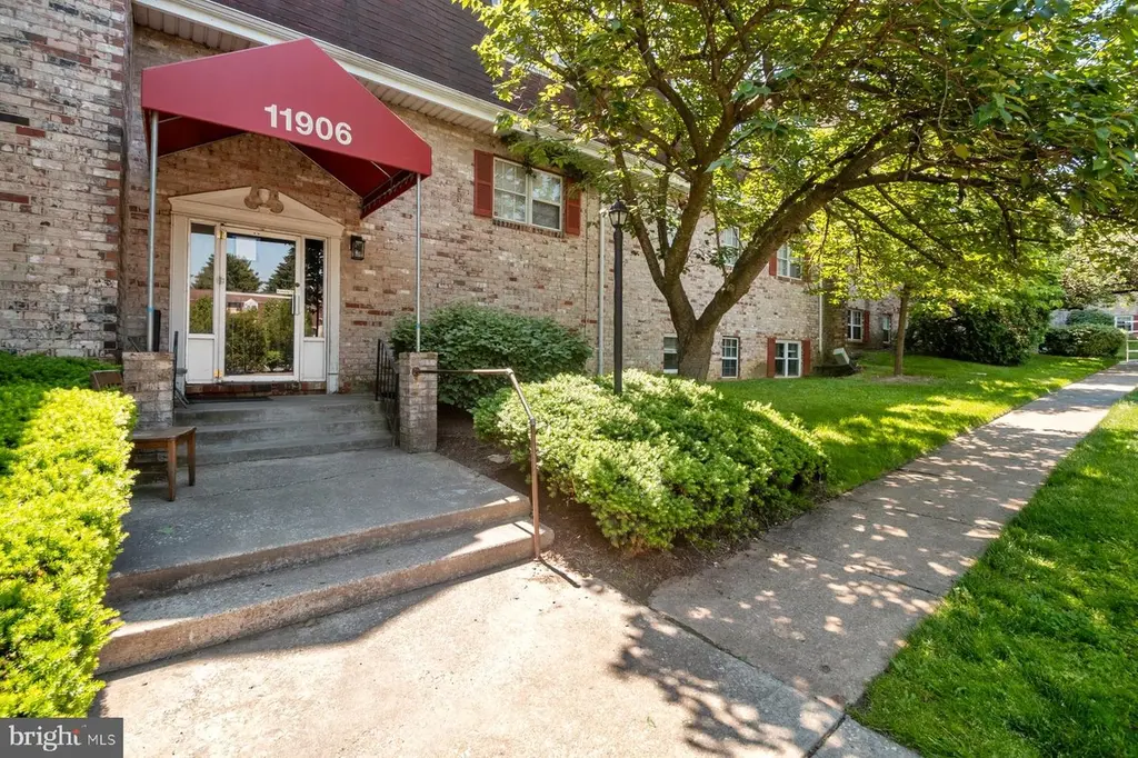 11906-H Tarragon Rd Unit H