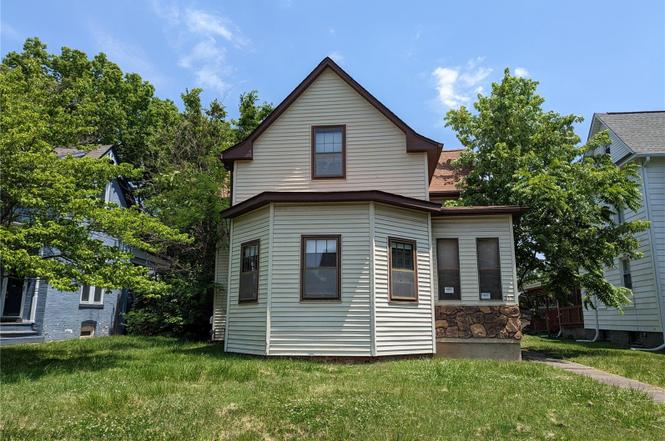 313 Wabash Ave