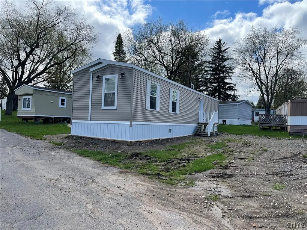lot 310 Rolling Hill Mobile Home Park  Ny-5