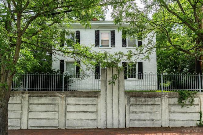 2320 Beechmont Ave