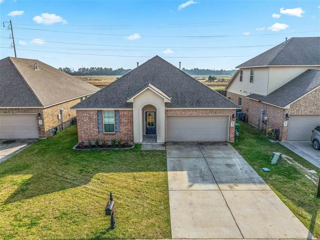 303 Oak Hampton Dr