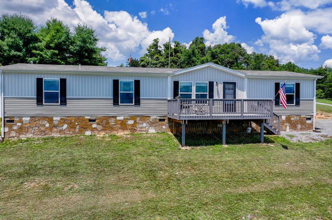 120 Maple Crest Cir