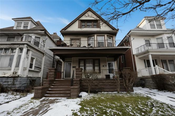 674 Humboldt Pkwy