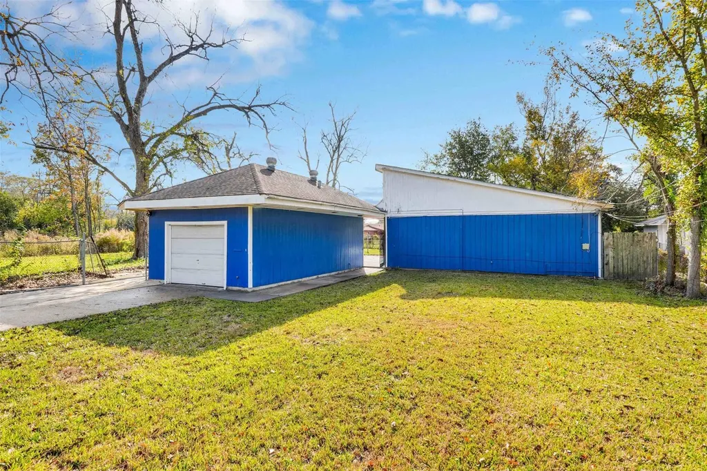7514 Glen Manor Dr