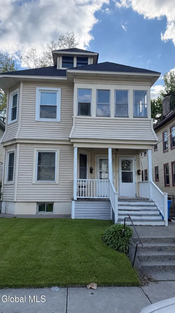11 S Dove St