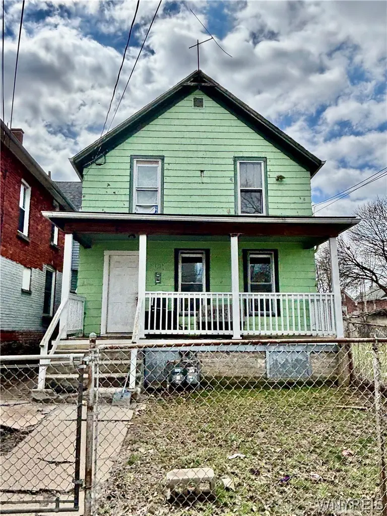 1121 Linwood Ave