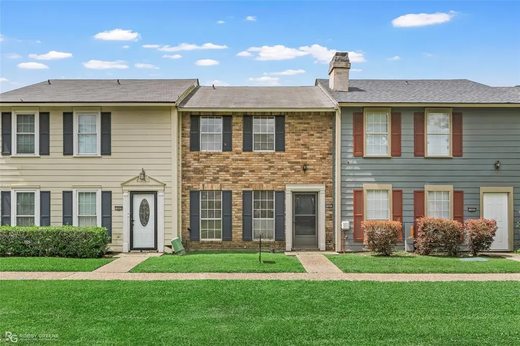 10007 Saratoga Dr