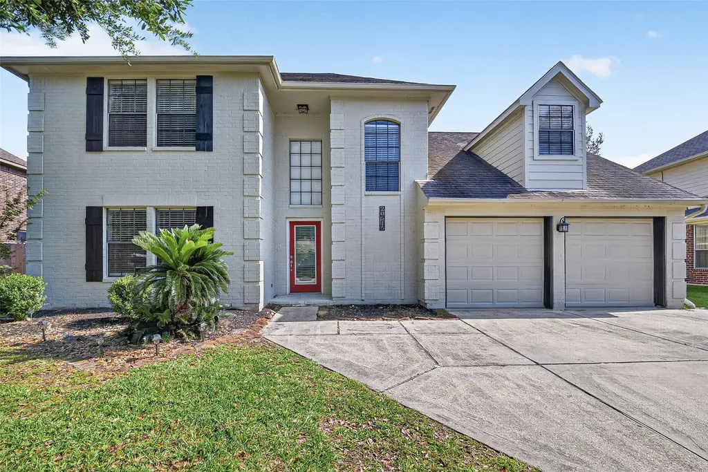 20515 Forest Stream Dr