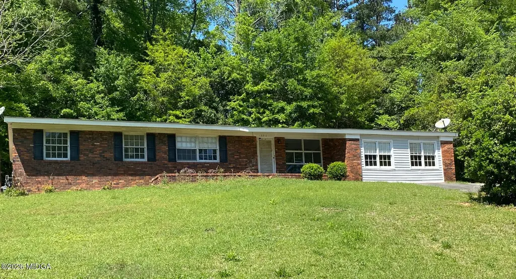 914 Glenbrook Rd