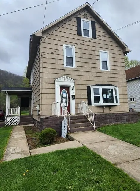 415 Woodland Ave