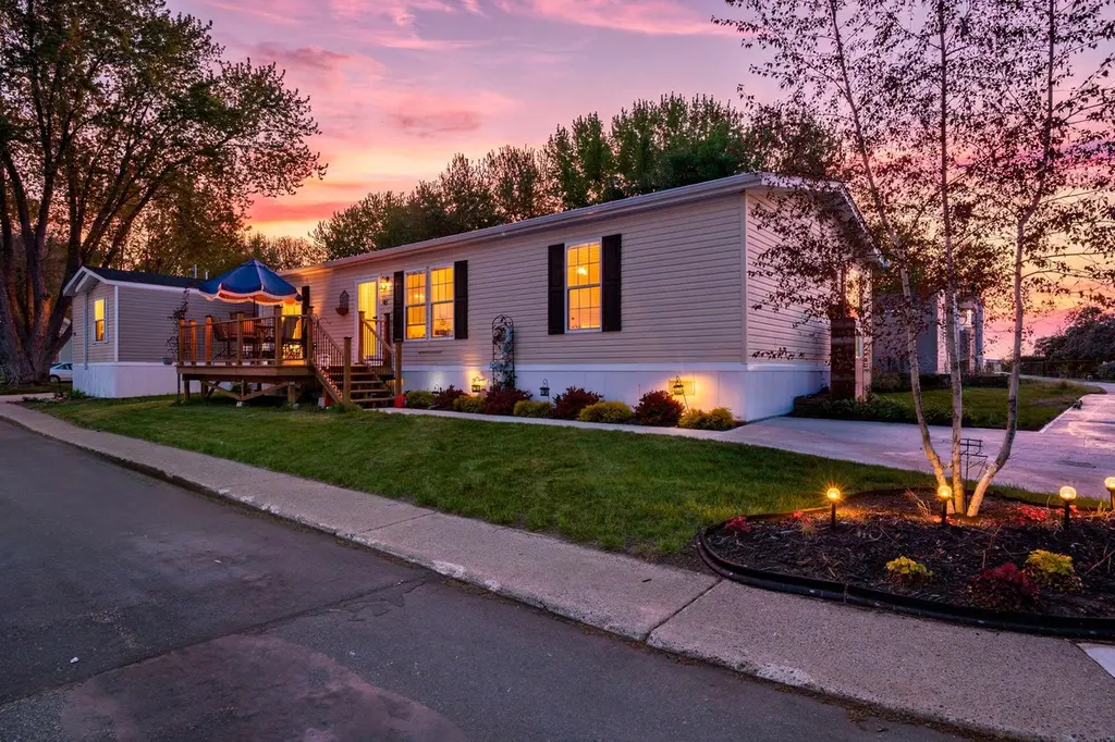 18164 Highway 65 NE #141