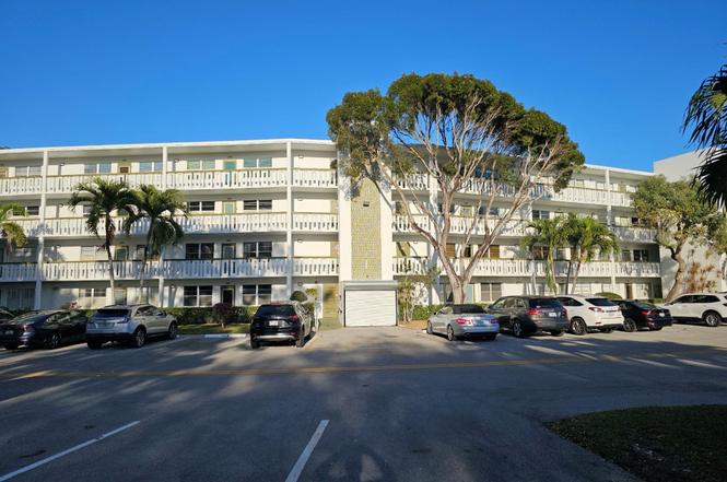 4015 Lyndhurst I #4015