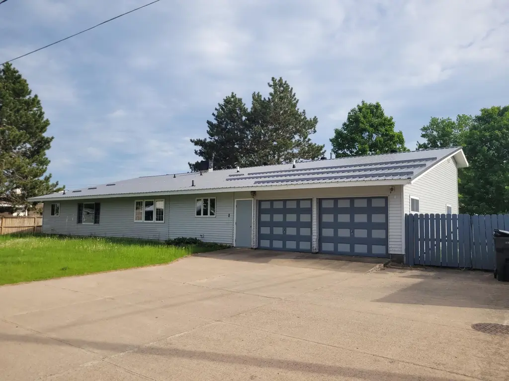 1 White Pine Way