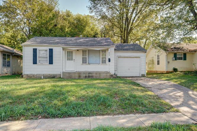 852 S New Ave