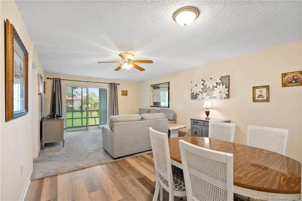 1943 SW Palm City Rd Unit 22G