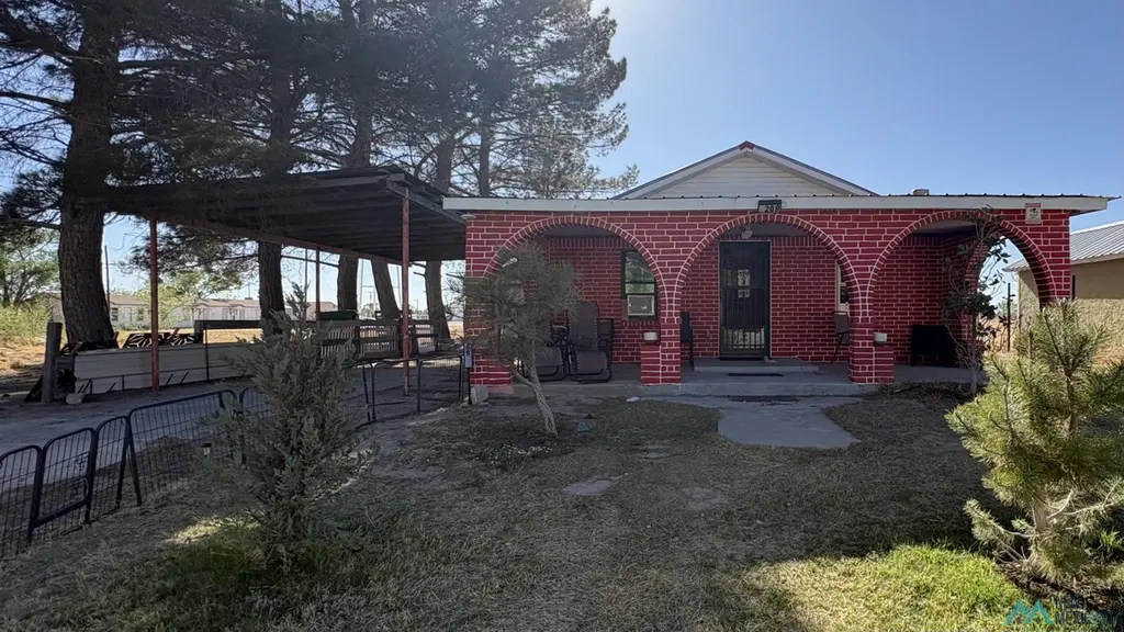 209 N Anderson Ave