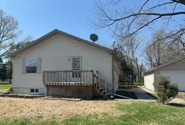 229 Richard Ave
