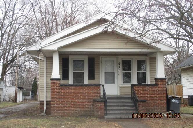 415 Mayberry St